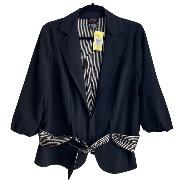 Torrid Belted Balloon Sleeves jacket - Picture 1 of 11